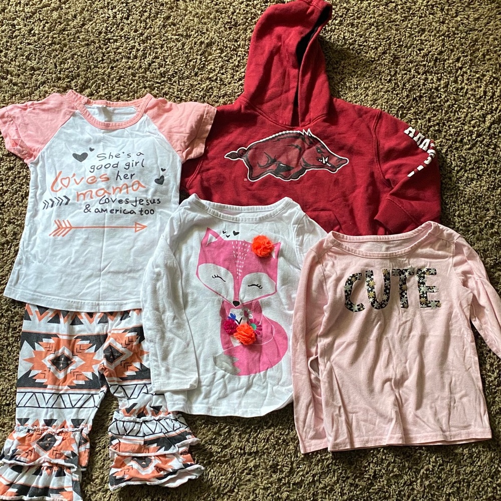 HUGE BUNDLE OF 3T GIRLS CLOTHING!!